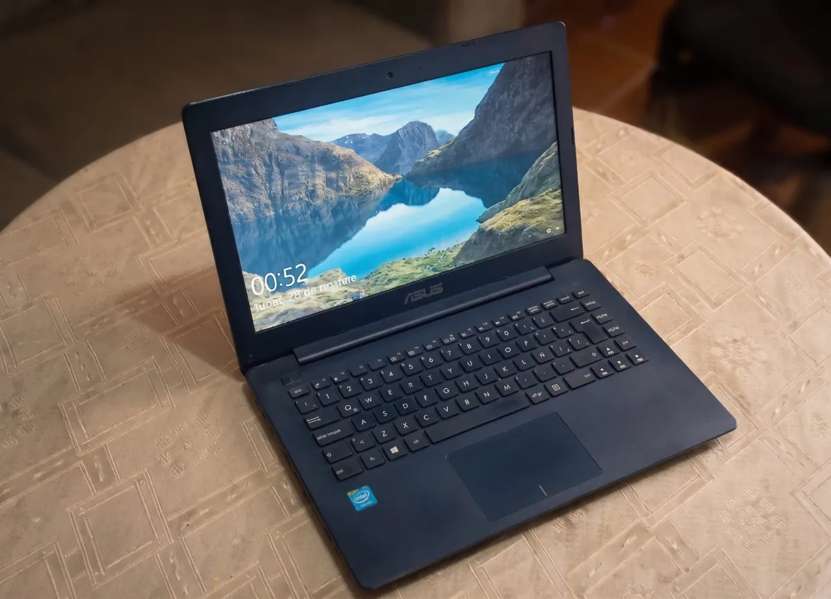 Notebook Asus X453M